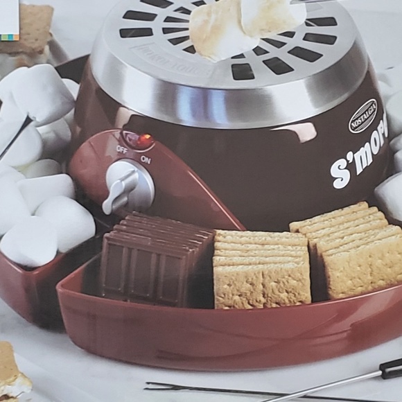 Nostalgia Other - Nostalgia S'Mores maker